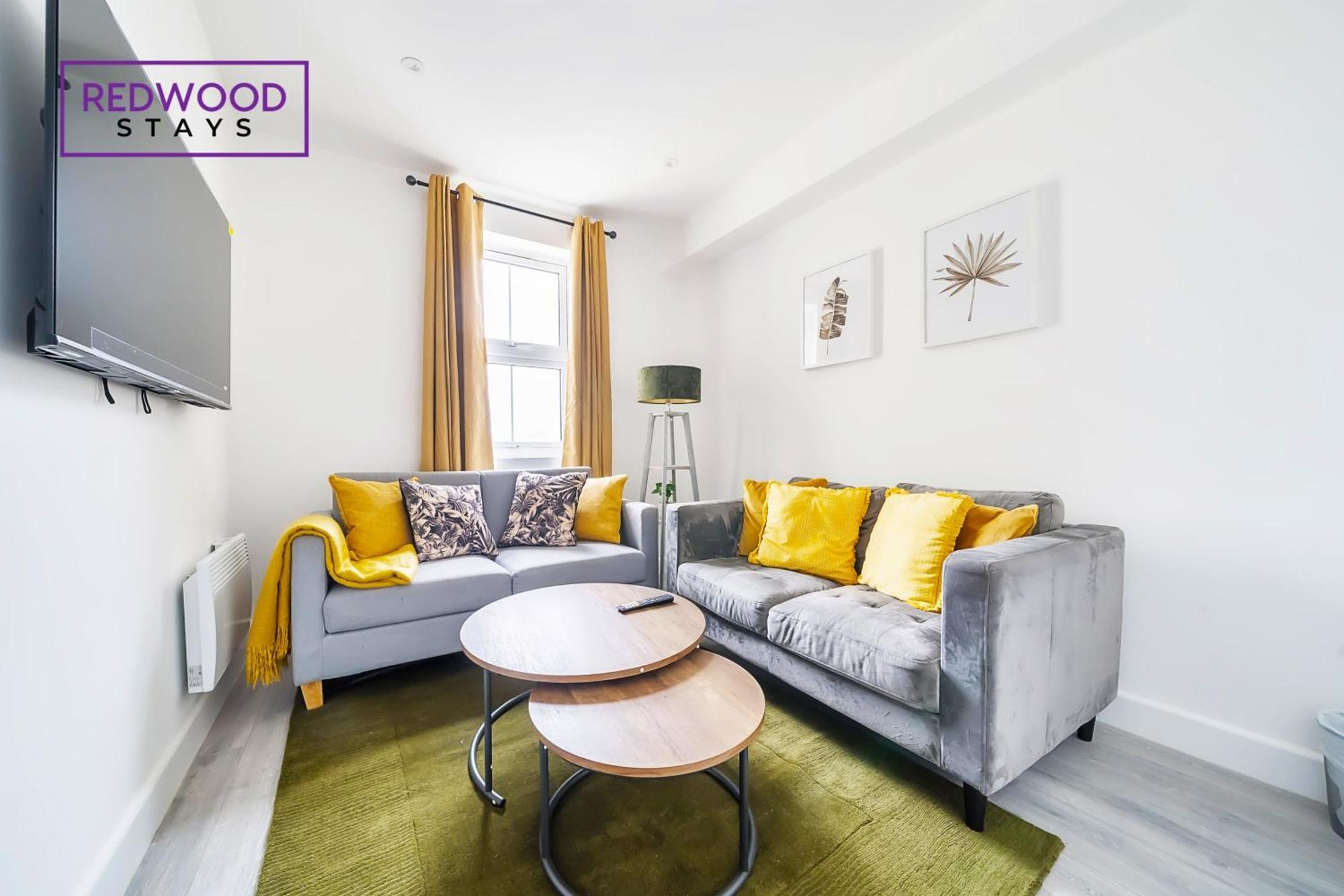 Brand New, 2 Bed 1 Bath, Modern Town Center Apartment, Free Wifi & Netflix By Redwood Stays Олдершот Екстер'єр фото