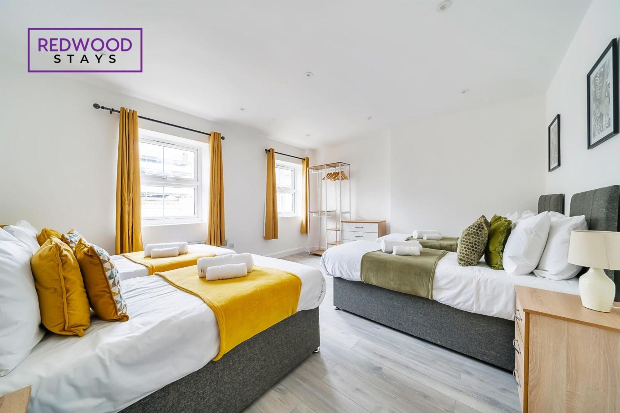 Brand New, 2 Bed 1 Bath, Modern Town Center Apartment, Free Wifi & Netflix By Redwood Stays Олдершот Екстер'єр фото